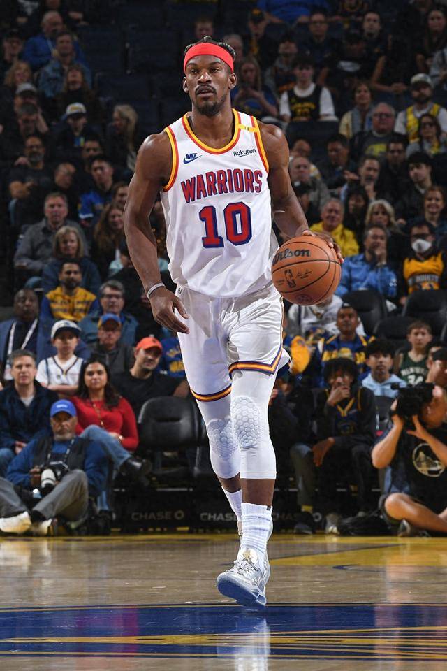 巴特勒官方公布新规，复出首战轰40分引发争议，连续三场30+球迷热议！的简单介绍-半岛体育APP