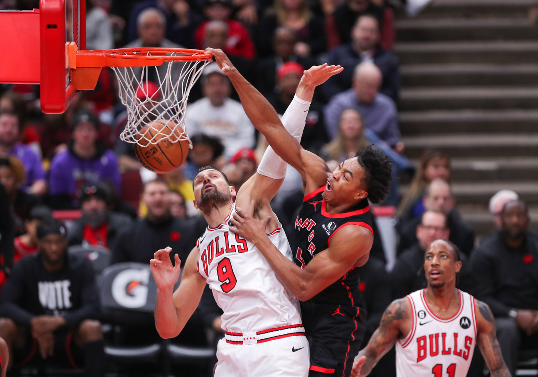 西亚卡姆连续三场比赛得分超过战术调整,日本队挑战极限!(国足对阵日本林良铭比赛)-半岛体育APP