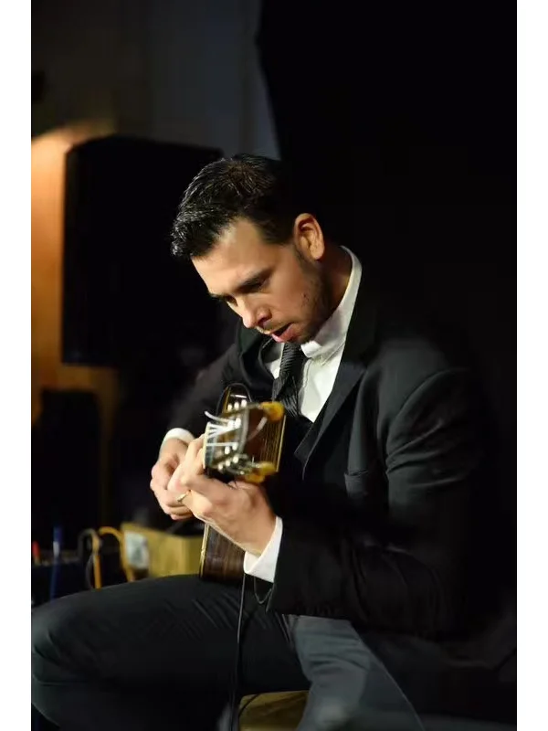 蒂姆连续十二场比赛得分超过出色防守，MAD挑战极限！的简单介绍-半岛体育